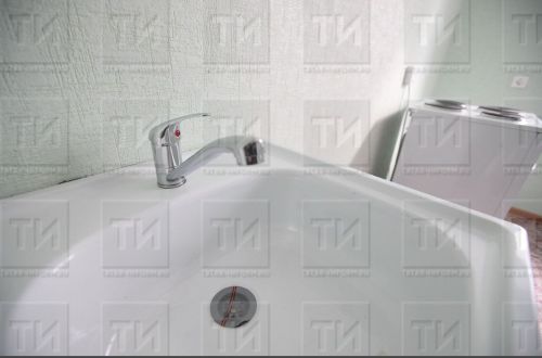 Прорыв водопровода оставил казанцев без воды