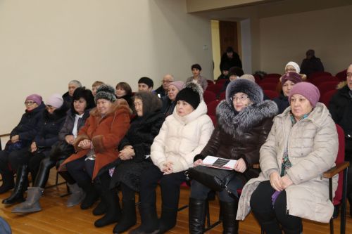 Каракашлинцы на сходе граждан активно задавали вопросы