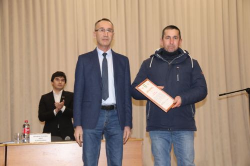 Каракашлинцы на сходе граждан активно задавали вопросы