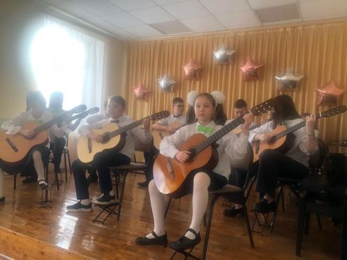 В Уруссинской ДШИ прошел концерт