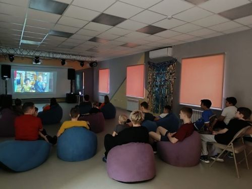 В Уруссу прошел семейный кинопоказ