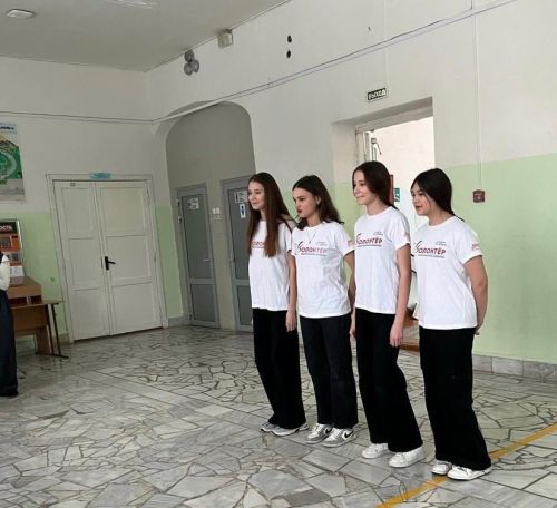 Уруссинские детсадовцы побывали в школе