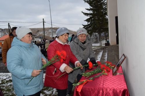 Староуруссицы гордятся своим земляком