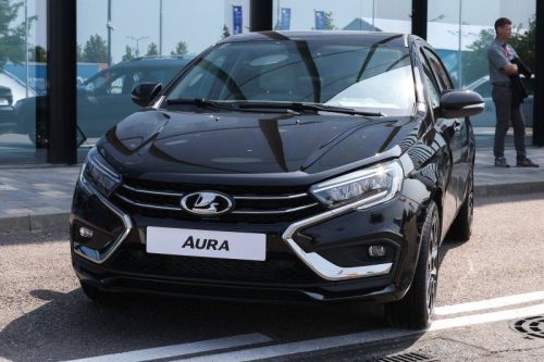 АвтоВАЗ объявил о начале продаж бизнес-седана Lada Aura