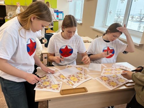 Волонтерский отряд Уруссинской гимназии  в деле!