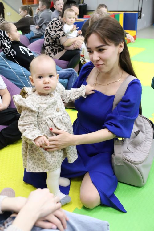 Новогодний праздник для самых маленьких - «Ёлочка для лялечек»