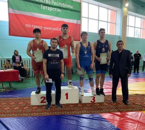 В Лениногорске прошло первенство Республики Татарстан по греко-римской борьбе, где участвовали и ютазинские спортсмены