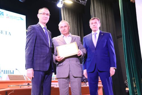 На заседании районного совета состоялась церемония награждения