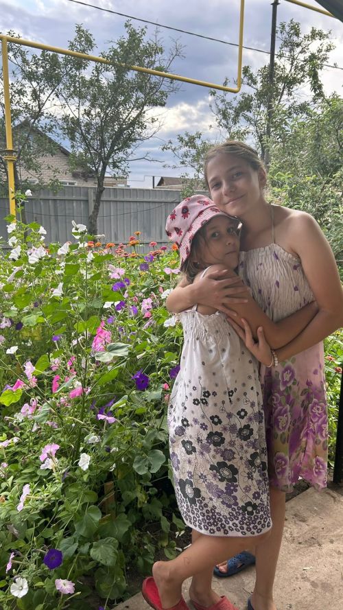 Есть женщины в нашем районе