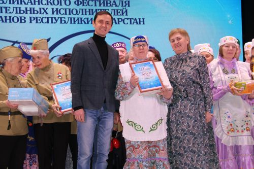 Главный подмосток района озарил «Балкыш»