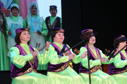Главный подмосток района озарил «Балкыш»