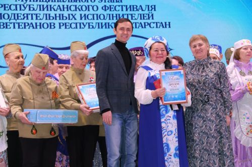 Главный подмосток района озарил «Балкыш»
