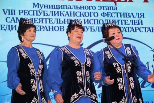 Главный подмосток района озарил «Балкыш»