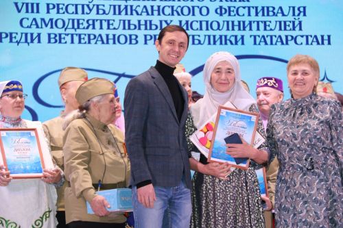 Главный подмосток района озарил «Балкыш»