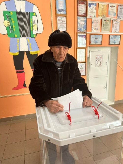 Долгожитель из села Абсалямово проголосовал в числе первых