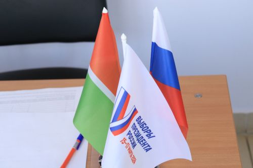 В Уруссинской школе № 3 расположились две избирательные участки: № 2814 и № 2815
