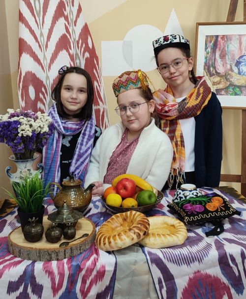 Обучающиеся УДШИ весело встретили каникулы