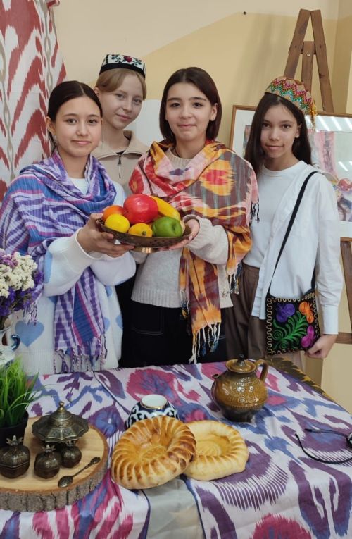 Обучающиеся УДШИ весело встретили каникулы