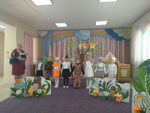 Детсадовцы - маленькие артисты