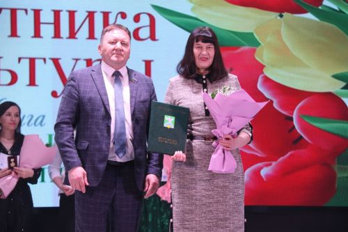 Лучшие культработники Ютазинского района получили заслуженные награды