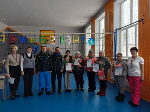 Впервые в Старых Уруссу прошел «Футбол в валенках»