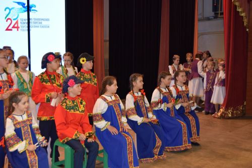 Яркие и талантливые ютазинцы представили свое творчество на конкурсе