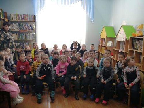 В центральной детской библиотеке прошло мероприятие «Книжкин дом»