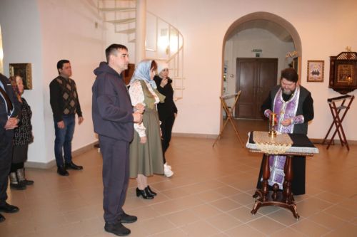 В Уруссинском храме зажжена лампадка от Всероссийского семейного огня «Семейный очаг»