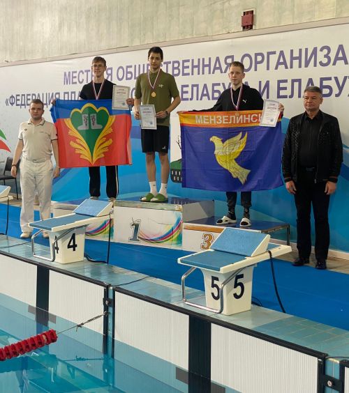 Уруссинский парень Арман Якупов чемпион среди пловцов РТ