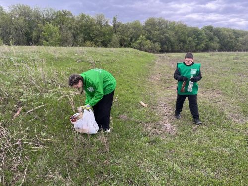 Экологический отряд Уруссинской СОШ №2 старается на благо района
