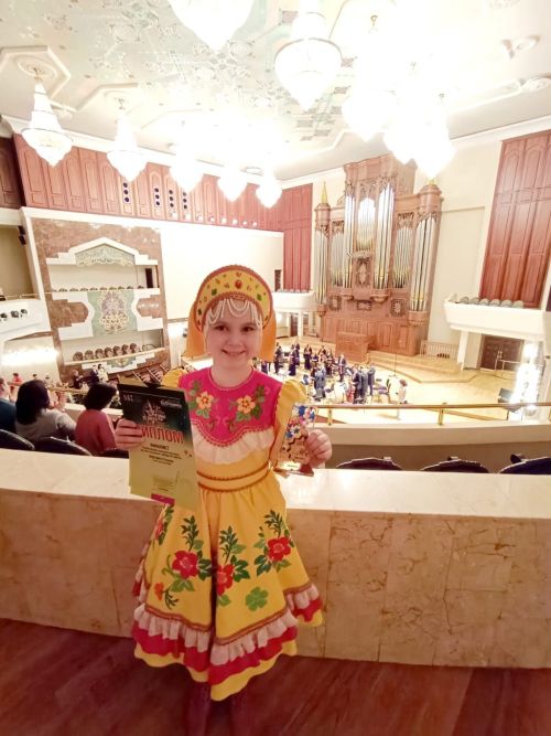 Юная солистка Уруссинской ДШИ стала лауреатом и финалисткой творческой программы «Звёзды из Завтра»