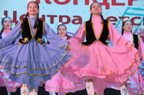 Отчетный концерт ЦДТ прошел в районном Доме культуры