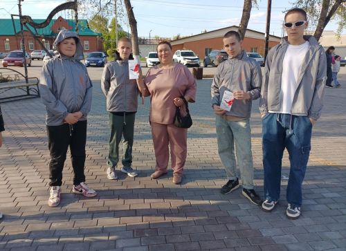 В Уруссу прошла акция, посвященная Международному дню памяти людей, умерших от СПИДа