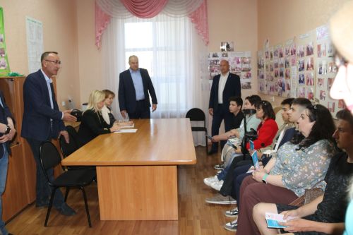 Старшеклассникам — о выборе профессии