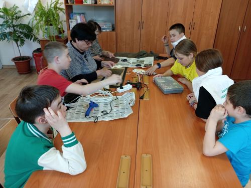 В Уруссу прошел мастер-класс по изготовлению изделий из кожи