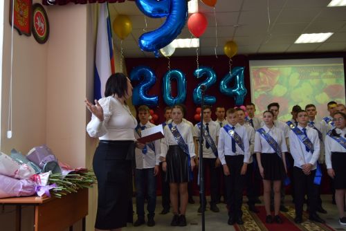 Вот и отгремел Последний звонок для выпускников Уруссинской школы -интернат