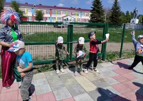 Веселый праздник для детей прошел в Дым-Тамаке