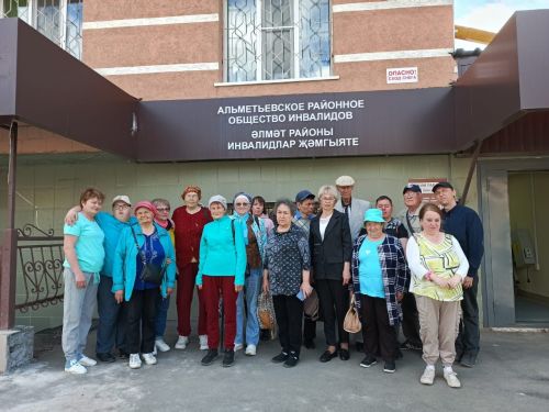 Члены общества инвалидов  Ютазинского  района побывали на экскурсии в Альметьевске