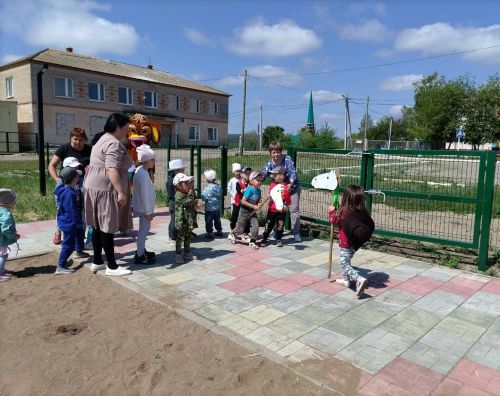 Веселый праздник для детей прошел в Дым-Тамаке