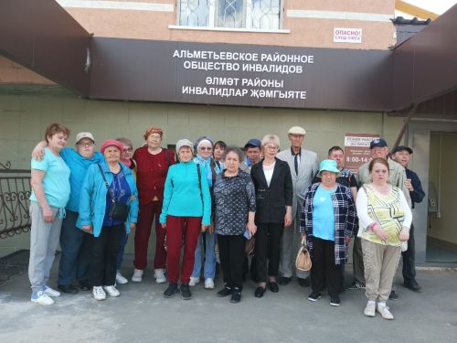 Члены общества инвалидов  Ютазинского  района побывали на экскурсии в Альметьевске