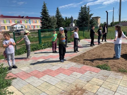 В Дым-Тамаке прошло мероприятие для школьников «День безопасности»