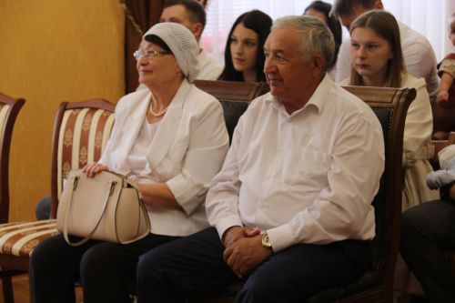 Здоровая семья способствует здоровому обществу