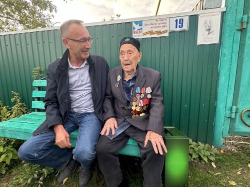 Участник Великой Отечественной войны Инком Абдуллин из села Байряка Ютазинского района сегодня отметил своё 98-летие
