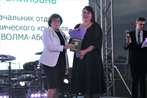 Во время праздничного торжества в честь Дня Республики наградили самых достойных жителей района