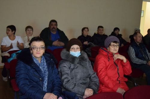 Авылларда халык җыены: Бәйрәкә-Тамакта яңа суүткәргеч сузылачак