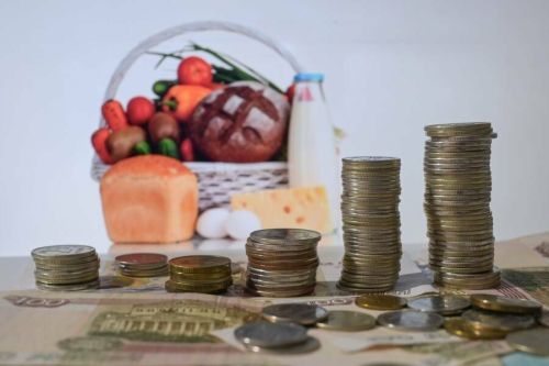 Рост цен в Татарстане ускорился из-за дорогих кредитов, падения курса рубля и логистических проблем