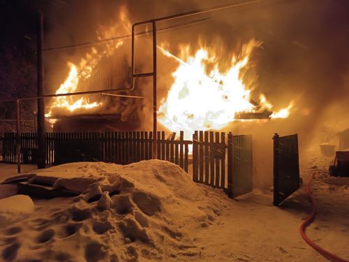 При пожаре в селе Ютаза полностью сгорел жилой дом