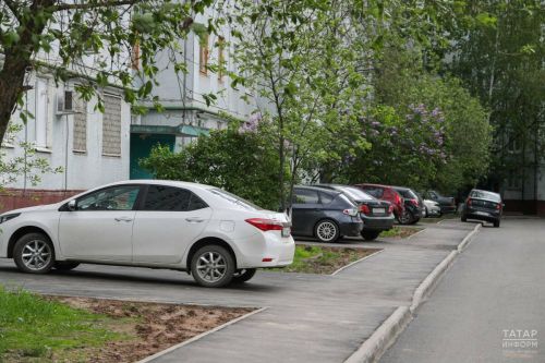 Автоэксперт Баканов рассказал, на что обратить внимание при покупке старого автомобиля с небольшим пробегом