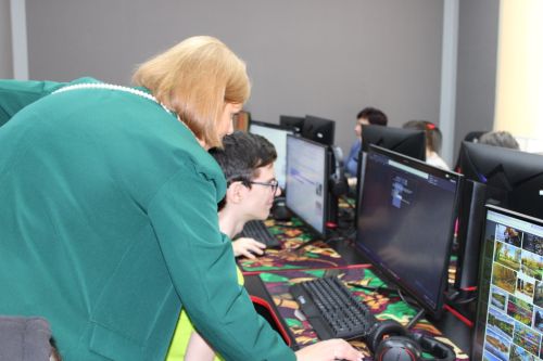 Как подростки с ОВЗ осваивают навыки работы с документами