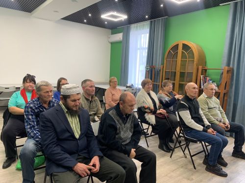 В Центральной библиотеке прошел информационный час «Прикоснись и узнаешь»